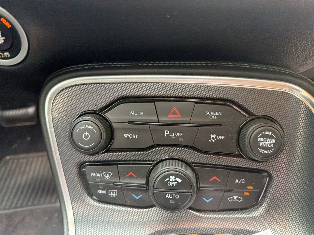 Used 2018 Dodge Challenger SXT Plus RWD image 15