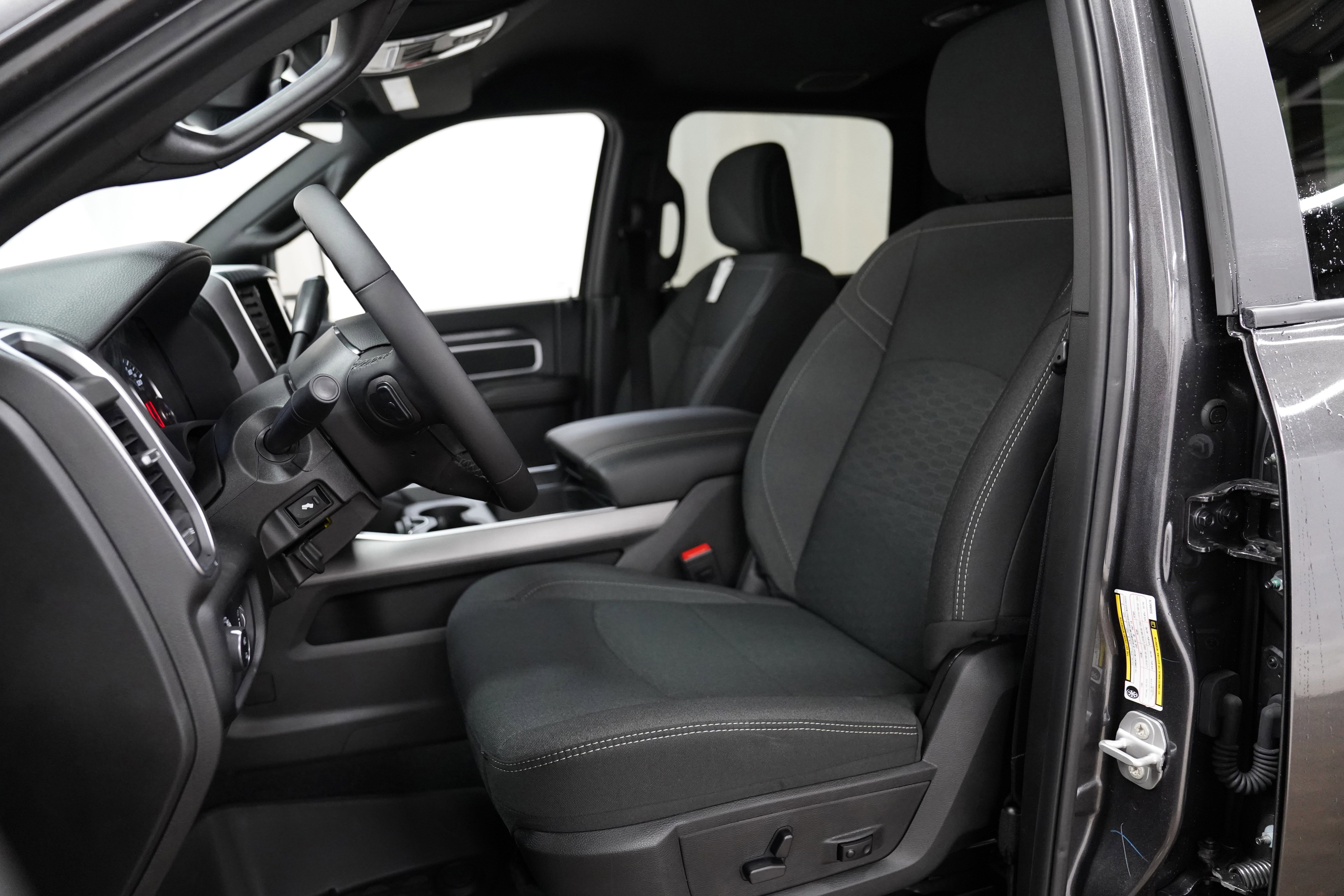 New 2025 RAM 2500 Big Horn w/ Safety Group image 4