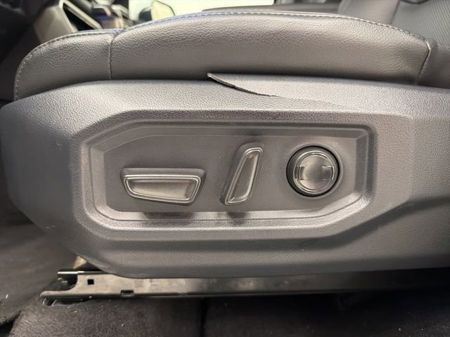 Used 2023 Toyota Tundra Limited w/ Power Package RWD image 13