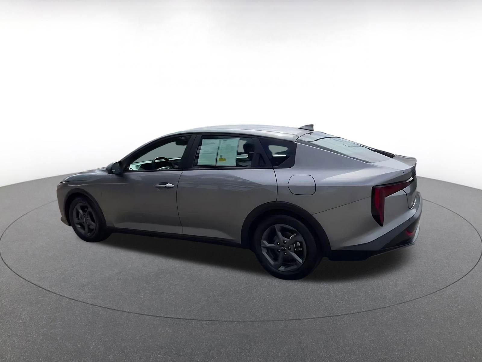Used 2025 Kia K4 FWD image 10
