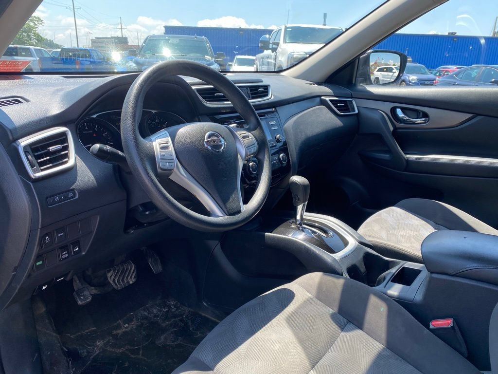 Used 2016 Nissan Rogue S AWD/4WD image 9