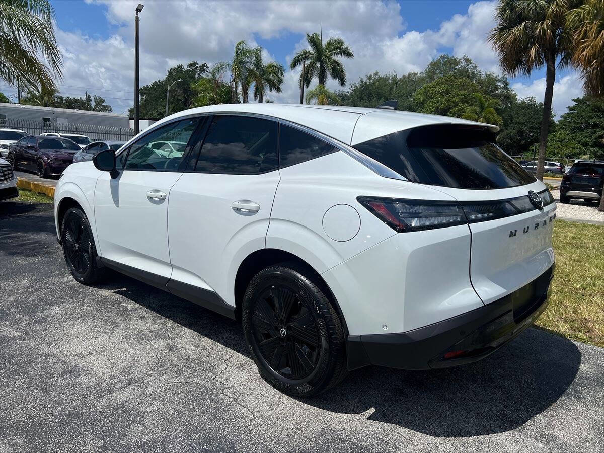 Used 2025 Nissan Murano SV FWD image 7