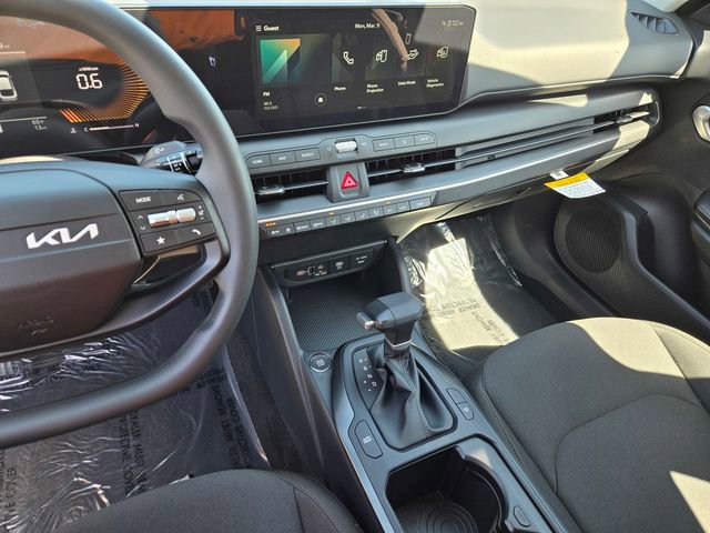 New 2026 Kia K4 LXS image 22