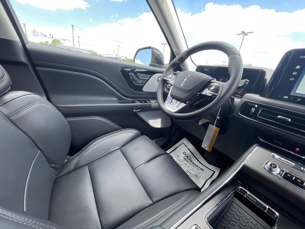New 2026 Lincoln Aviator Reserve AWD/4WD image 15