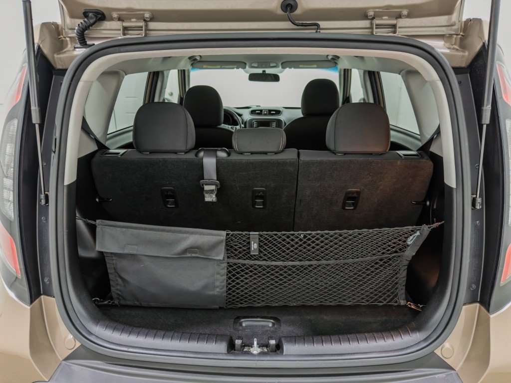 Used 2014 Kia Soul FWD image 9