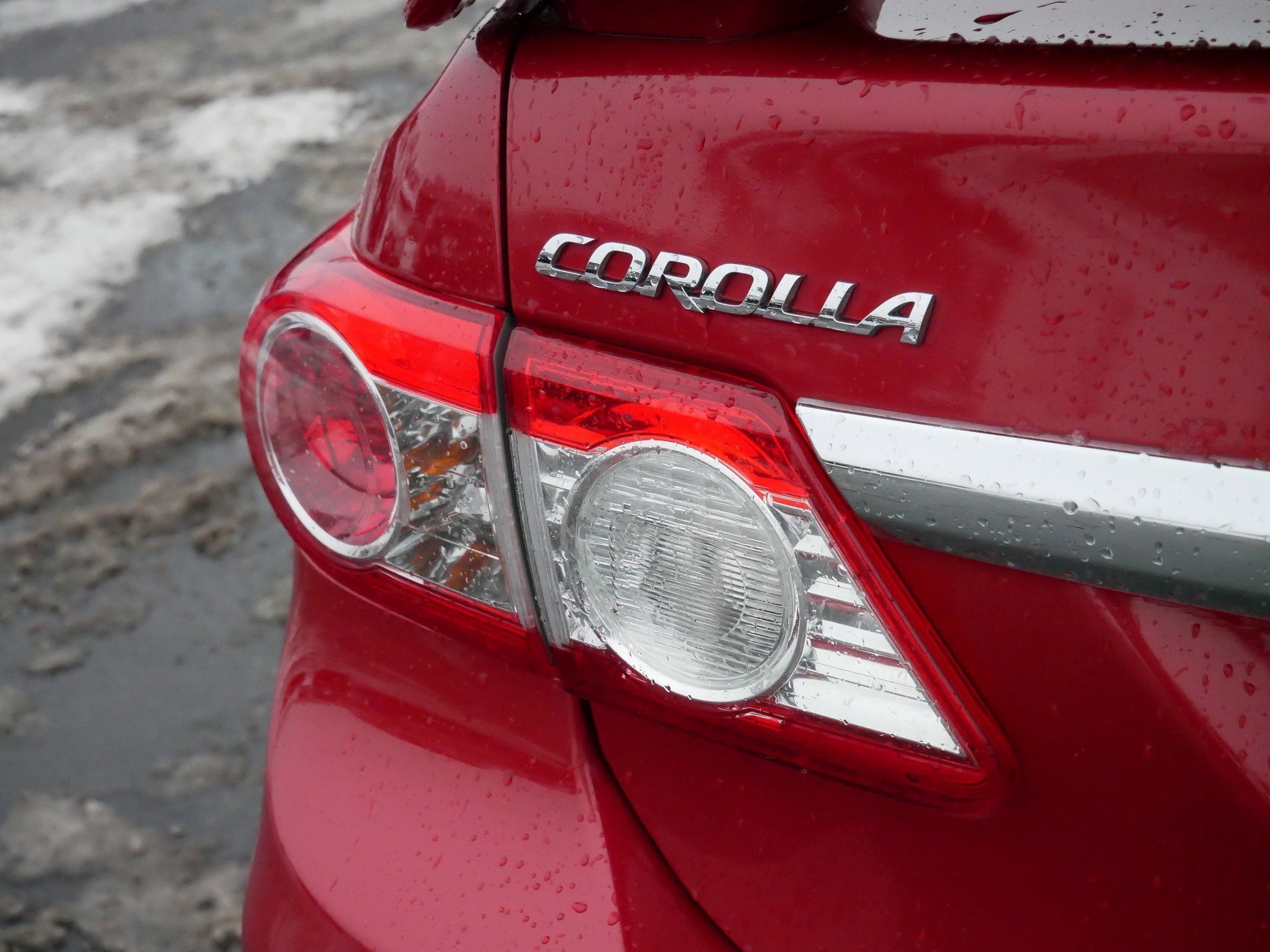 Used 2013 Toyota Corolla S image 17