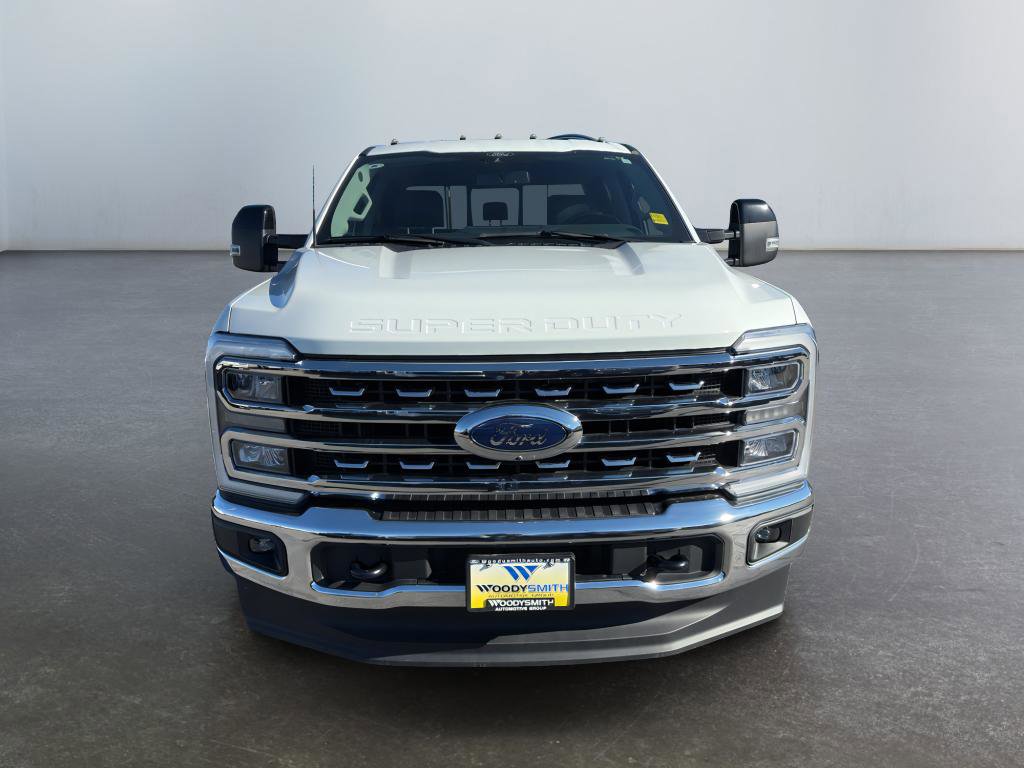 Used 2024 Ford F350 Lariat image 8