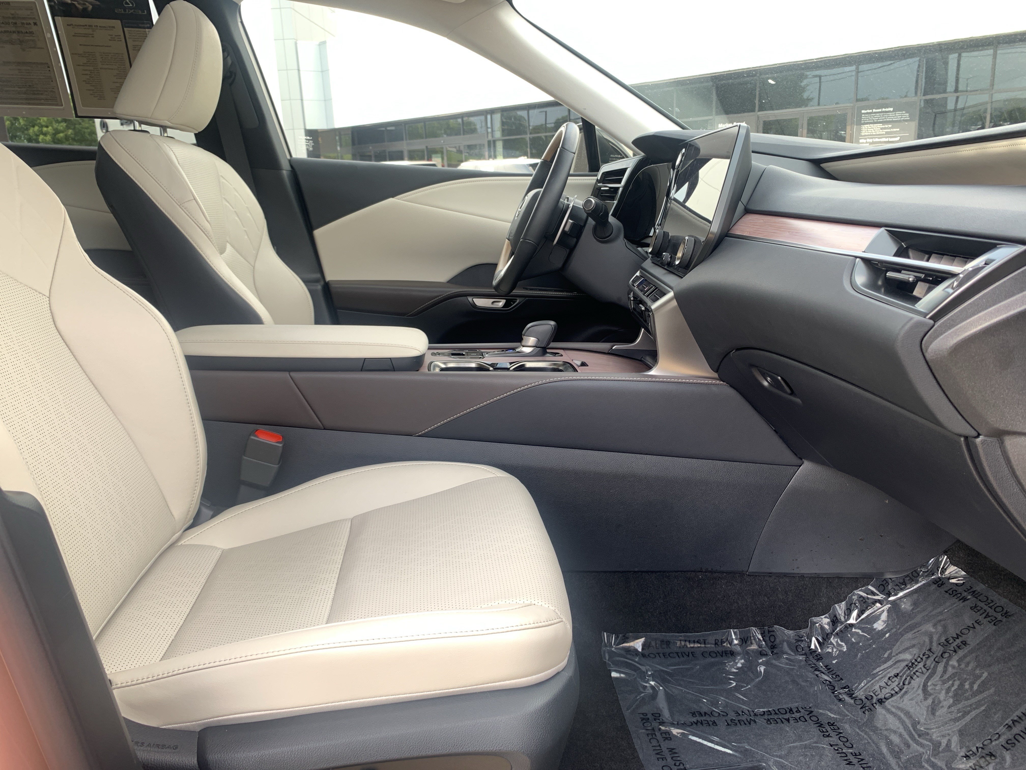 Used 2025 Lexus RX 350 Premium Plus w/ Accessory Package (Z1) FWD image 35