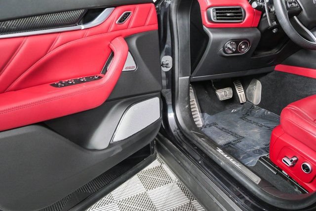 Certified 2022 Maserati Levante Trofeo AWD/4WD image 9