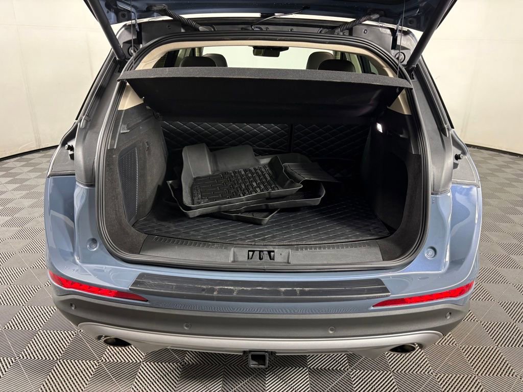 Used 2024 Lincoln Corsair Reserve w/ Equipment Group 202A image 30