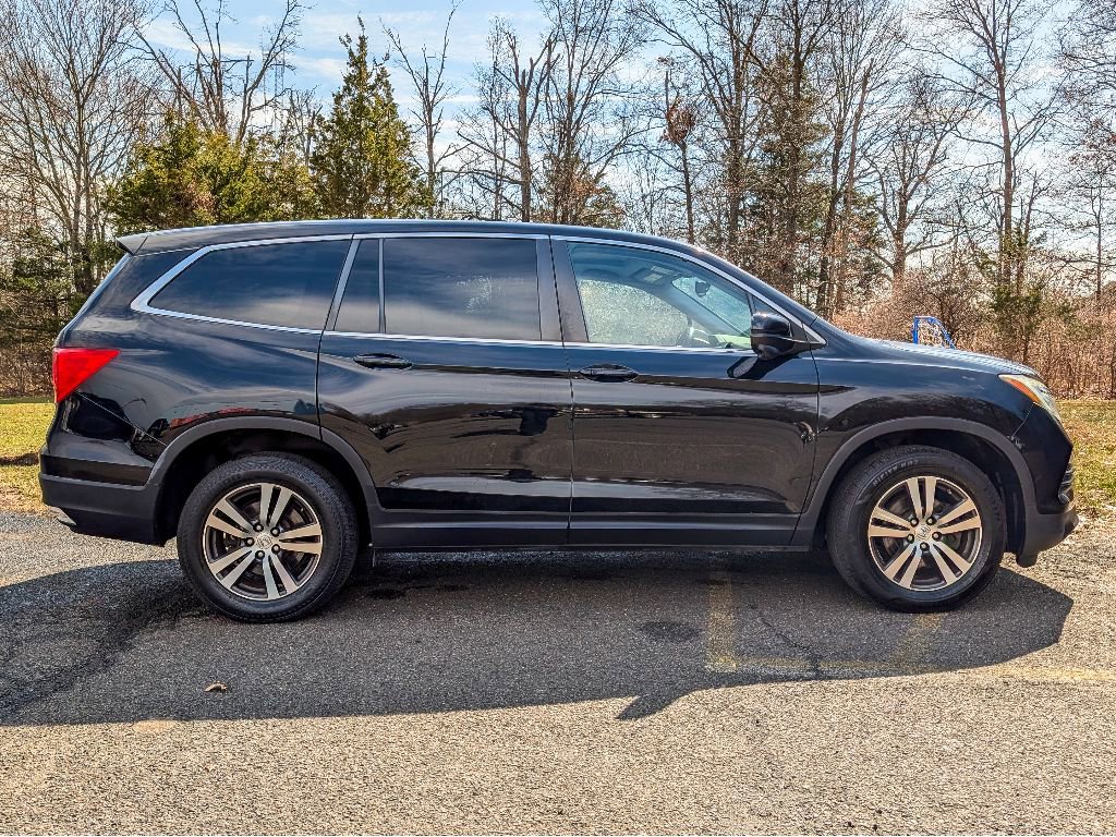 Used 2017 Honda Pilot EX-L image 4