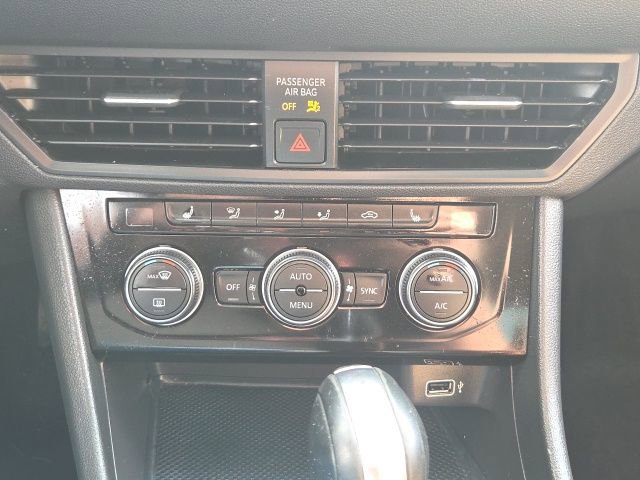 Used 2019 Volkswagen Jetta SEL image 28