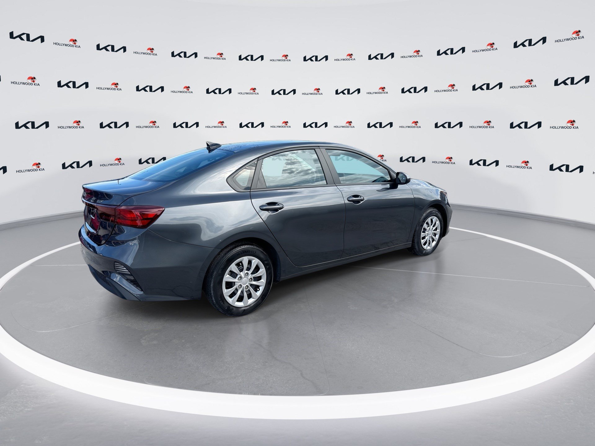 Used 2023 Kia Forte LX FWD image 8