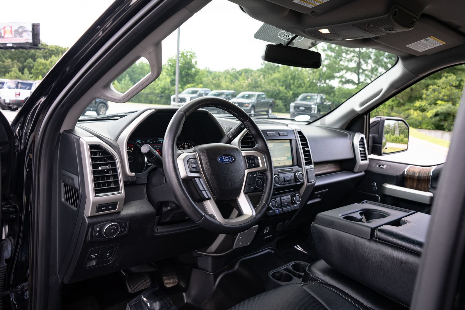 Used 2018 Ford F150 Lariat w/ Equipment Group 501A Mid AWD/4WD image 12