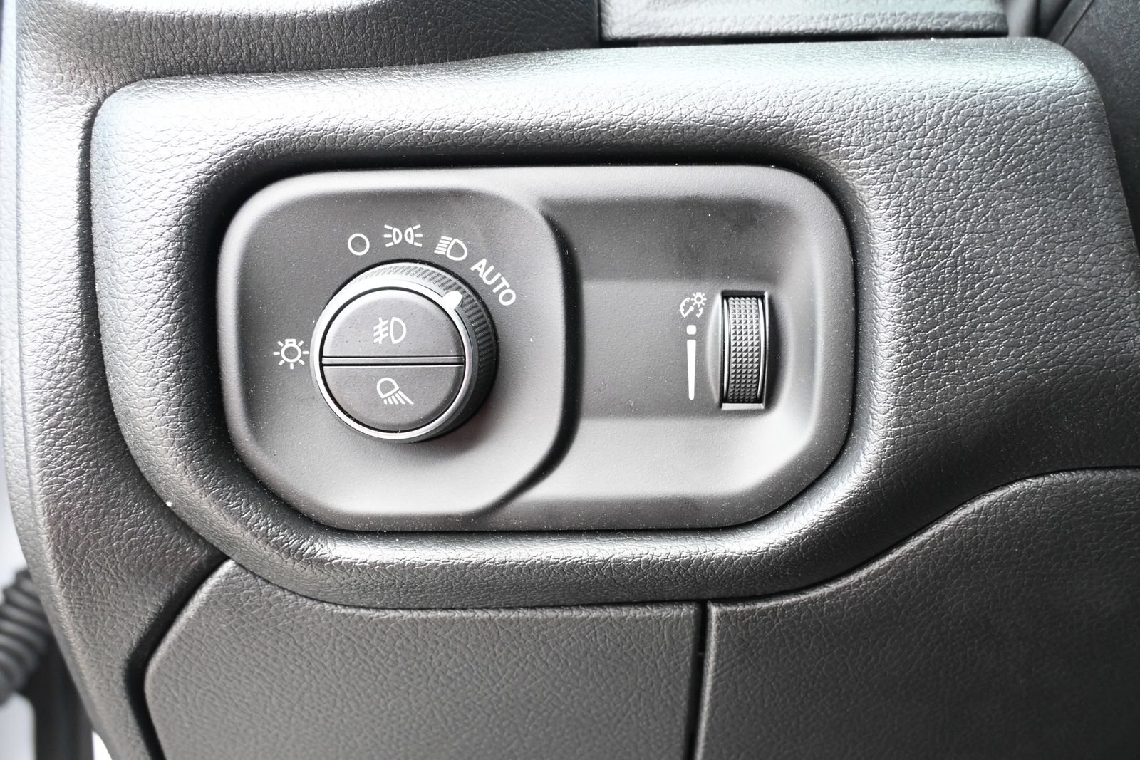 New 2026 RAM 2500 Tradesman AWD/4WD image 8