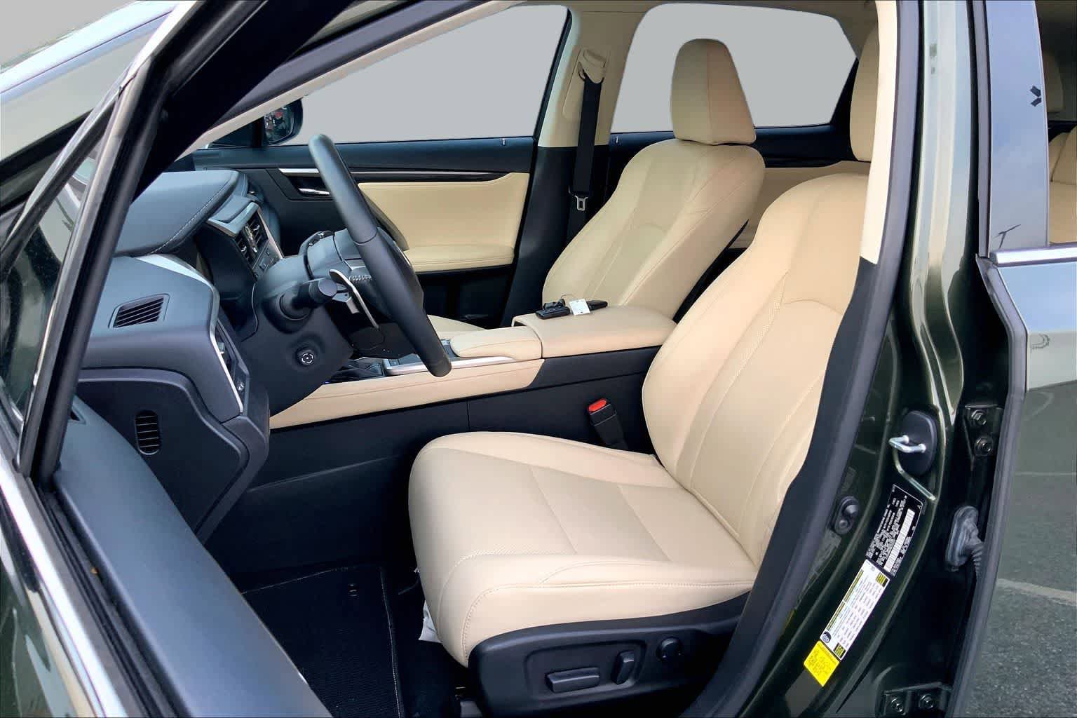 Used 2022 Lexus RX 350 FWD image 12