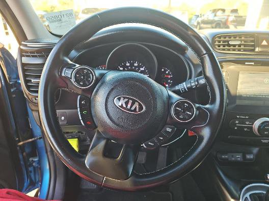 Used 2019 Kia Soul + image 8