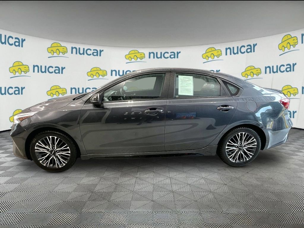 Used 2023 Kia Forte GT-Line w/ GT-Line Premium Package image 4