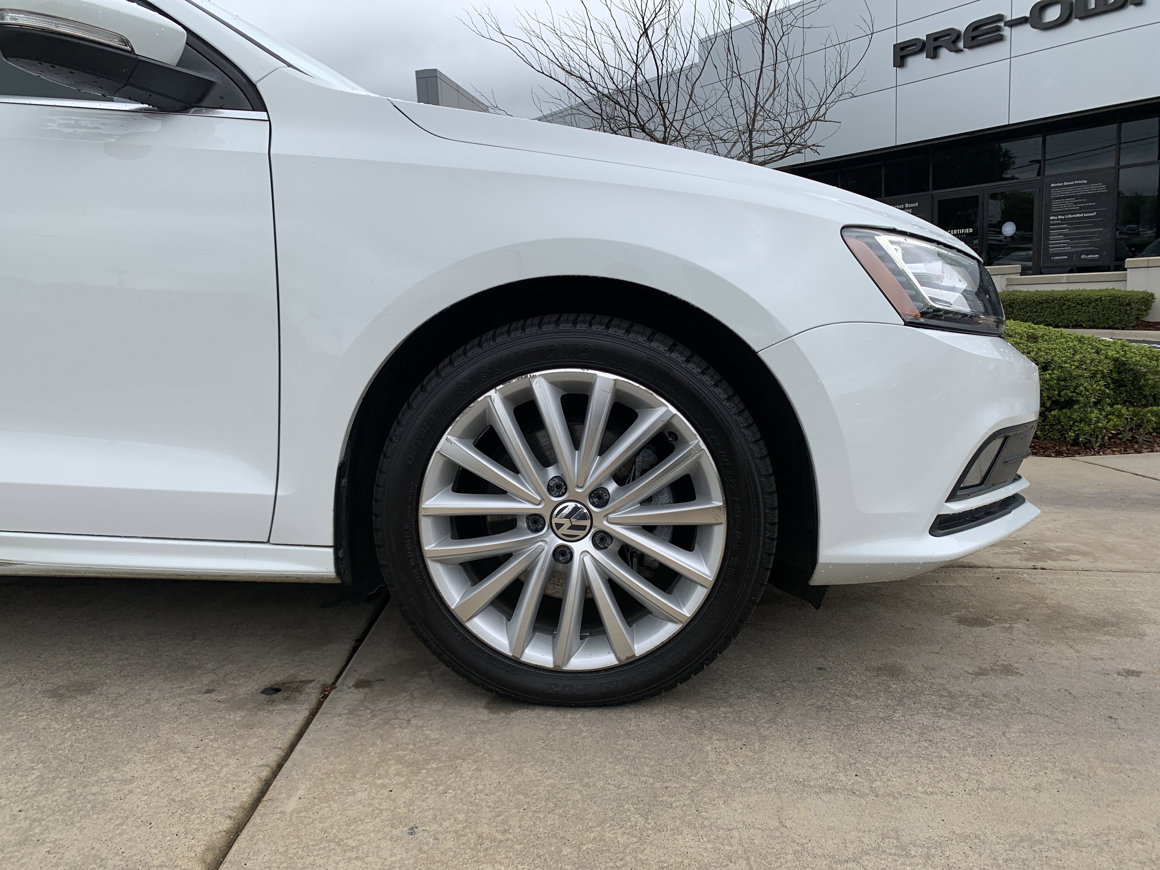 Used 2016 Volkswagen Jetta SEL FWD image 13