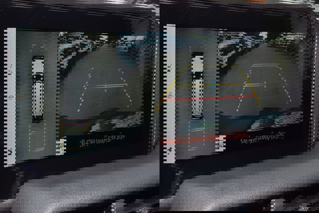 Used 2024 Toyota Land Cruiser image 28