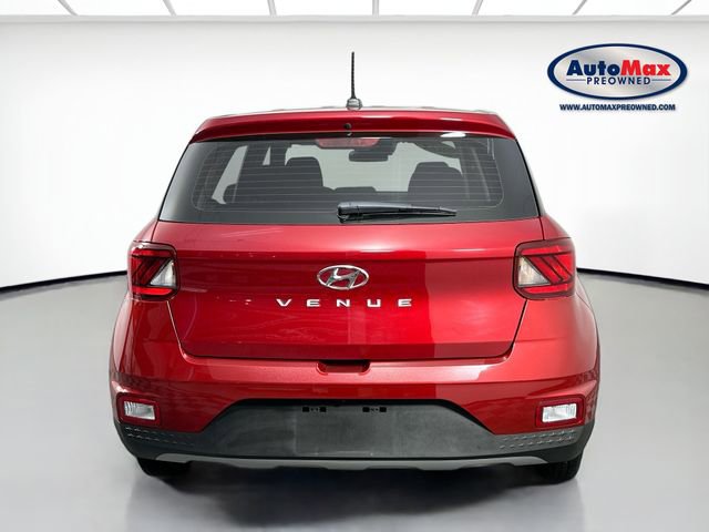 Used 2024 Hyundai Venue SE image 7