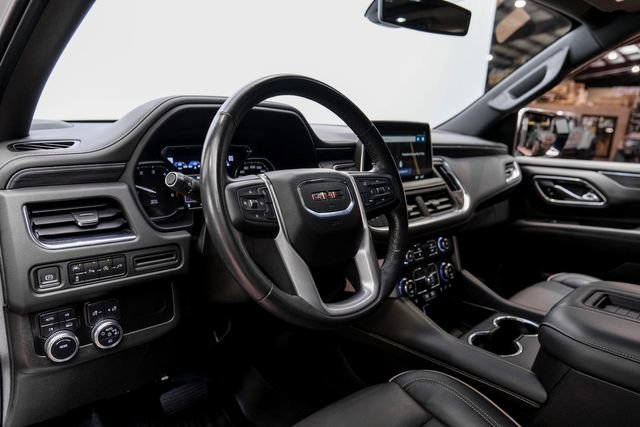 Used 2021 GMC Yukon XL SLT w/ Rear Media and Nav Package AWD/4WD image 10