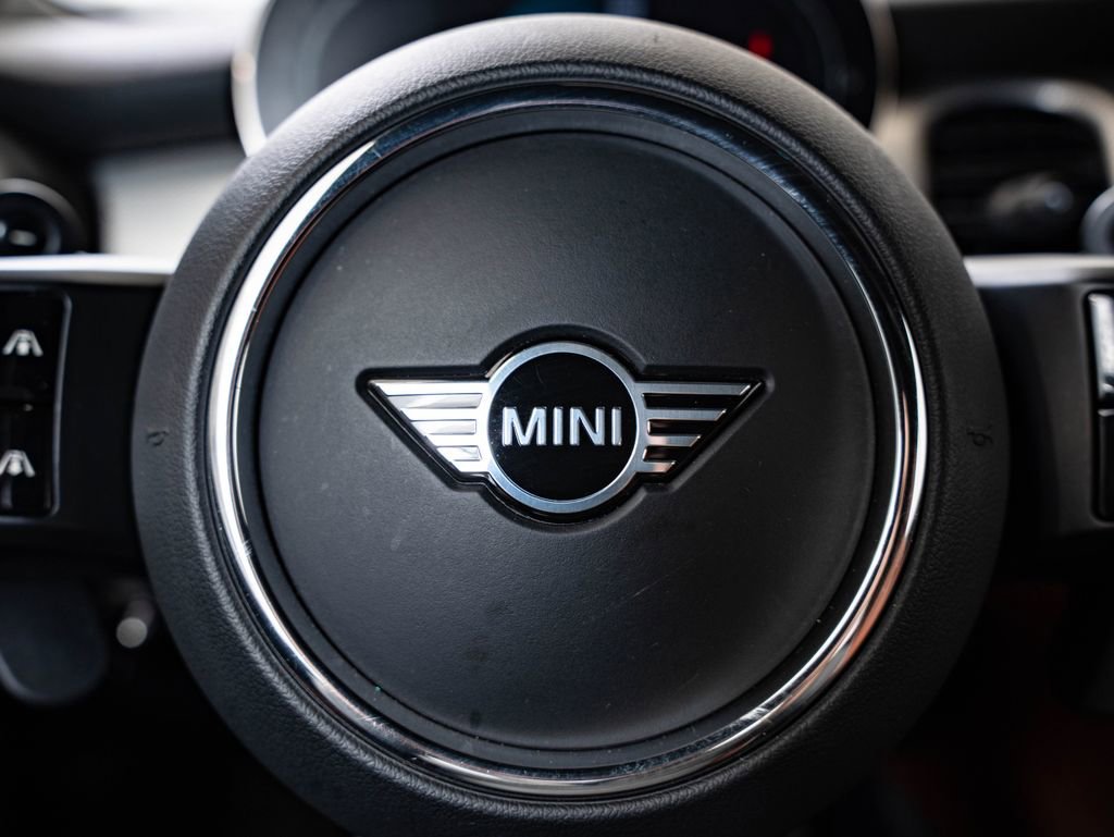 Used 2022 MINI Cooper S w/ Driver Assistance Package FWD image 36