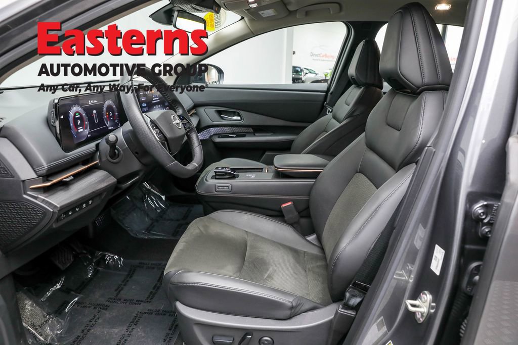 Used 2023 Nissan Ariya FWD image 14