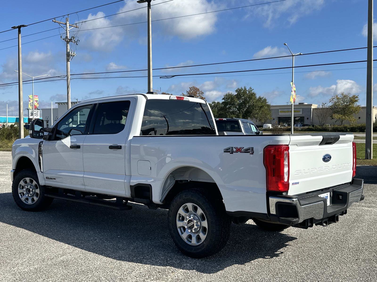 Used 2024 Ford F250 XLT AWD/4WD image 6