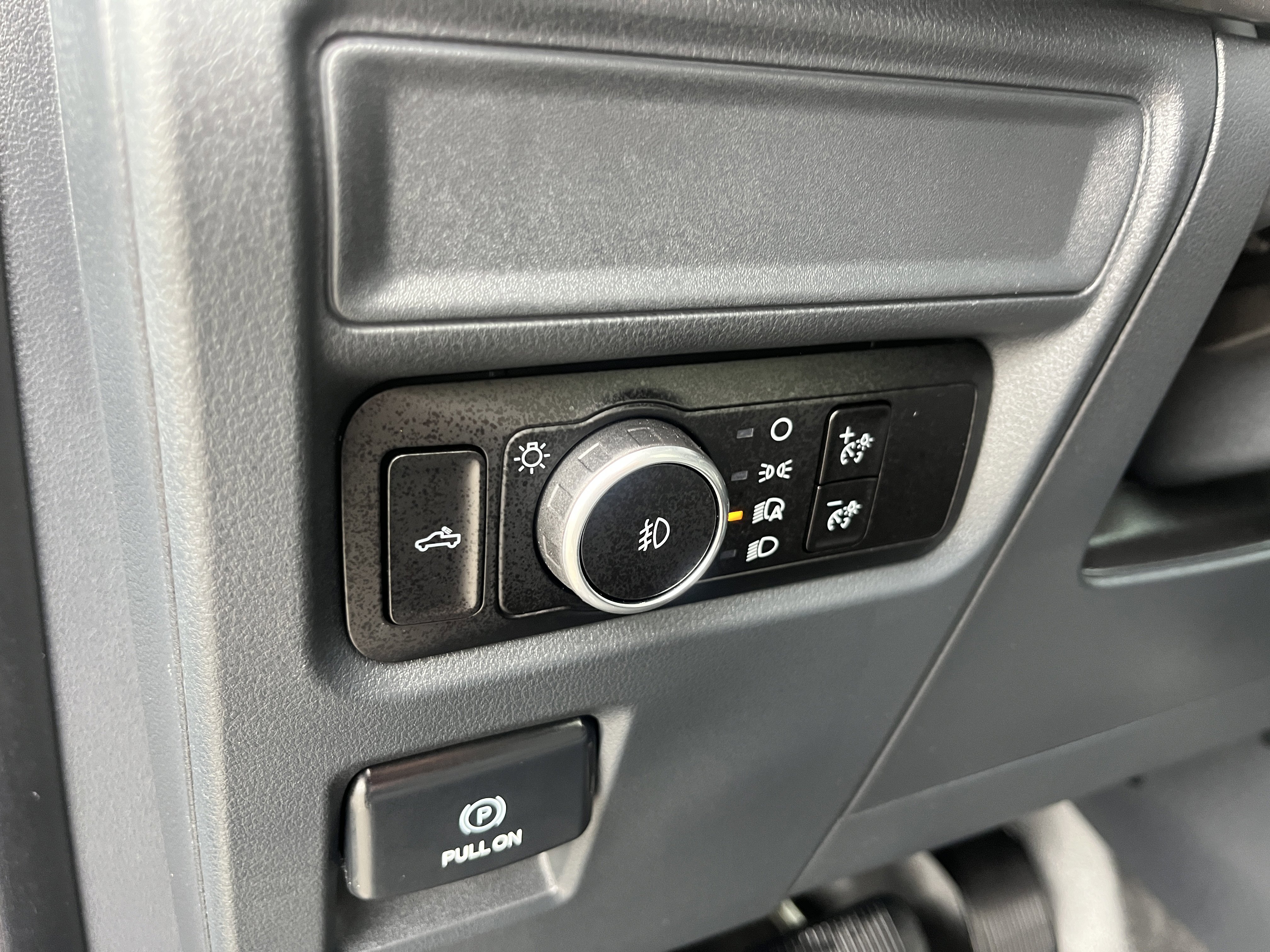 Used 2024 Ford F150 XL w/ Equipment Group 103A High AWD/4WD image 17