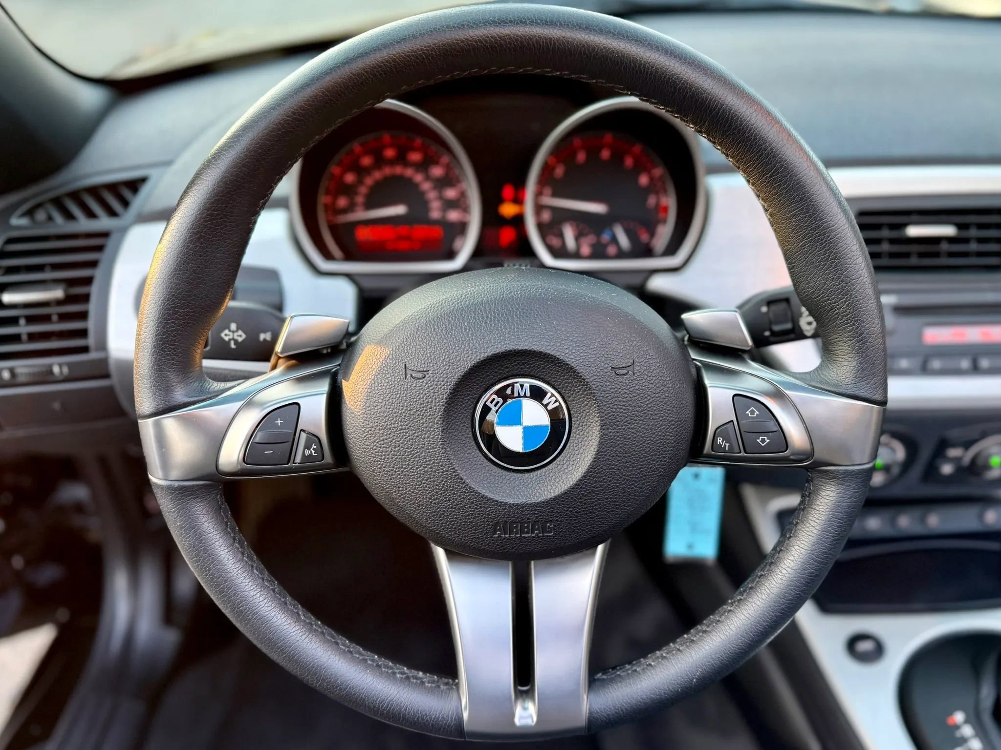 Used 2006 BMW Z4 3.0si image 30