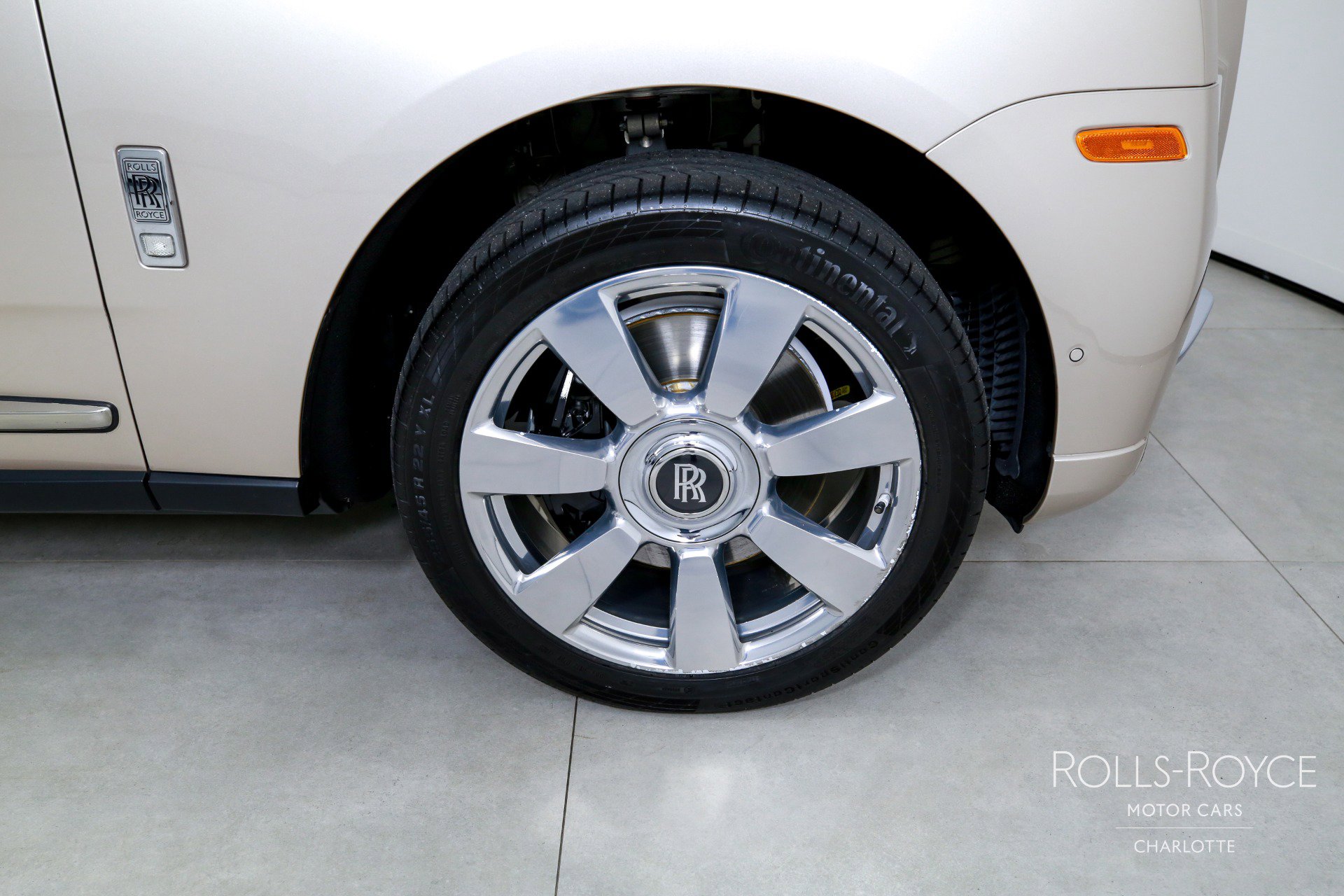 Used 2019 Rolls-Royce Cullinan image 39