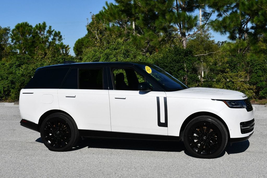 Used 2023 Land Rover Range Rover SE AWD/4WD image 8