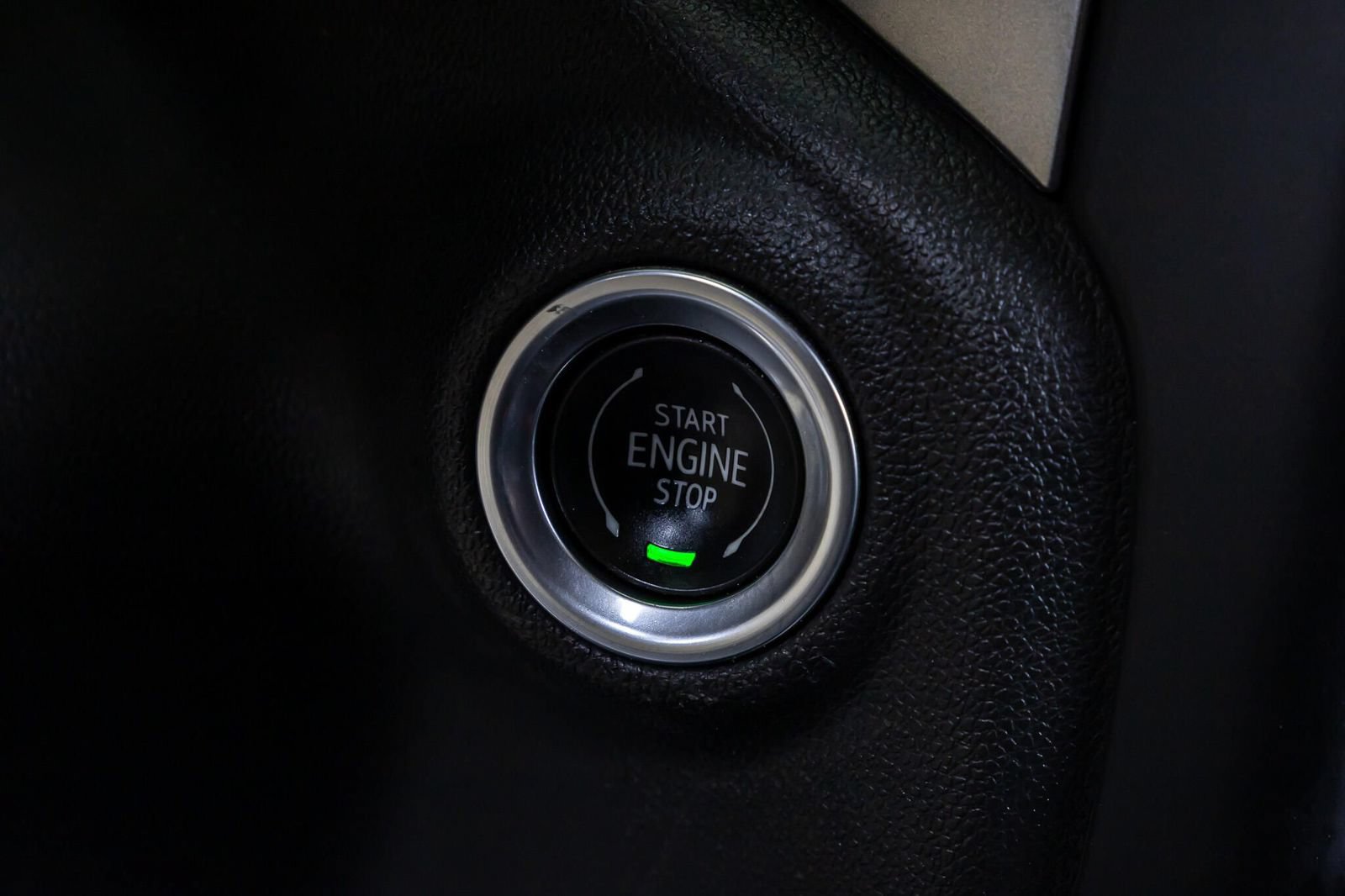 Used 2020 Chevrolet Silverado 1500 RST w/ Texas Edition AWD/4WD image 22