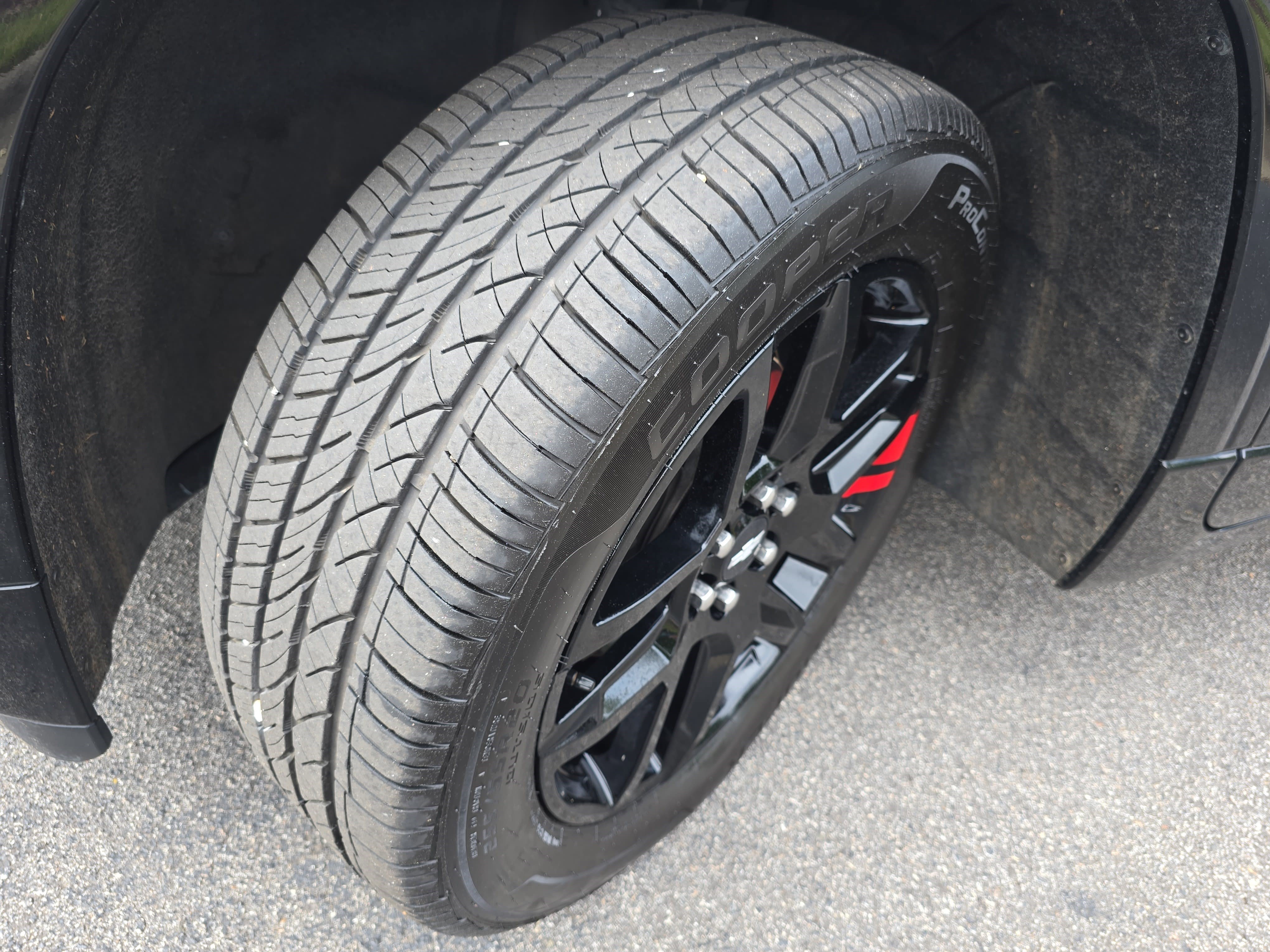 Used 2021 Chevrolet Traverse Premier w/ Redline Edition FWD image 16