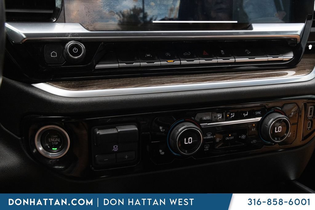 Used 2022 Chevrolet Silverado 1500 RST w/ Z71 Off-Road Package AWD/4WD image 12