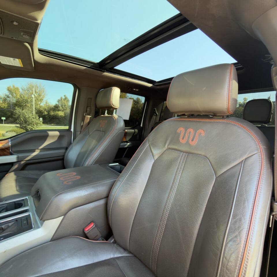 Used 2015 Ford F150 King Ranch w/ Equipment Group 601A Luxury AWD/4WD image 5