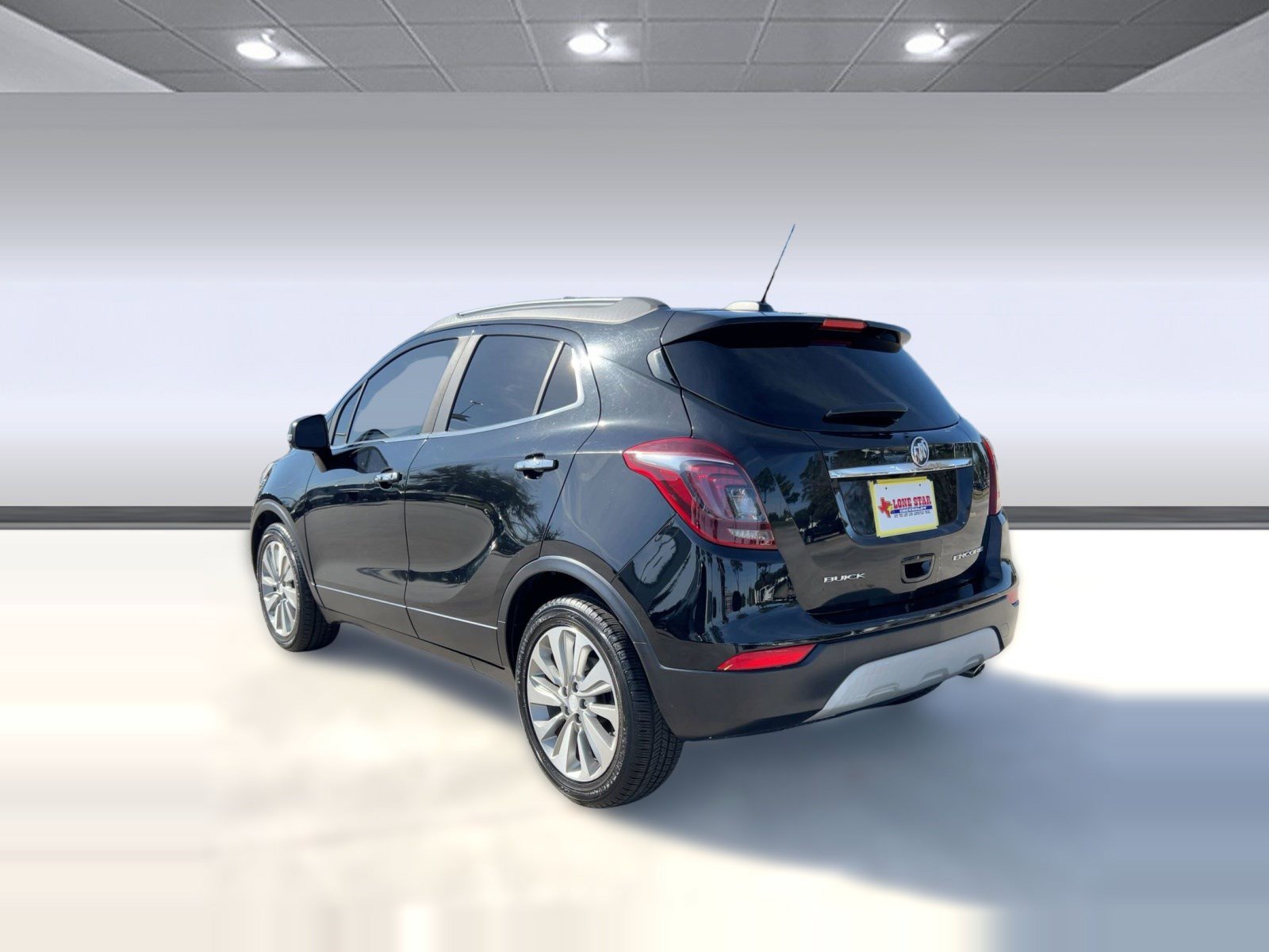 Used 2017 Buick Encore Essence image 3