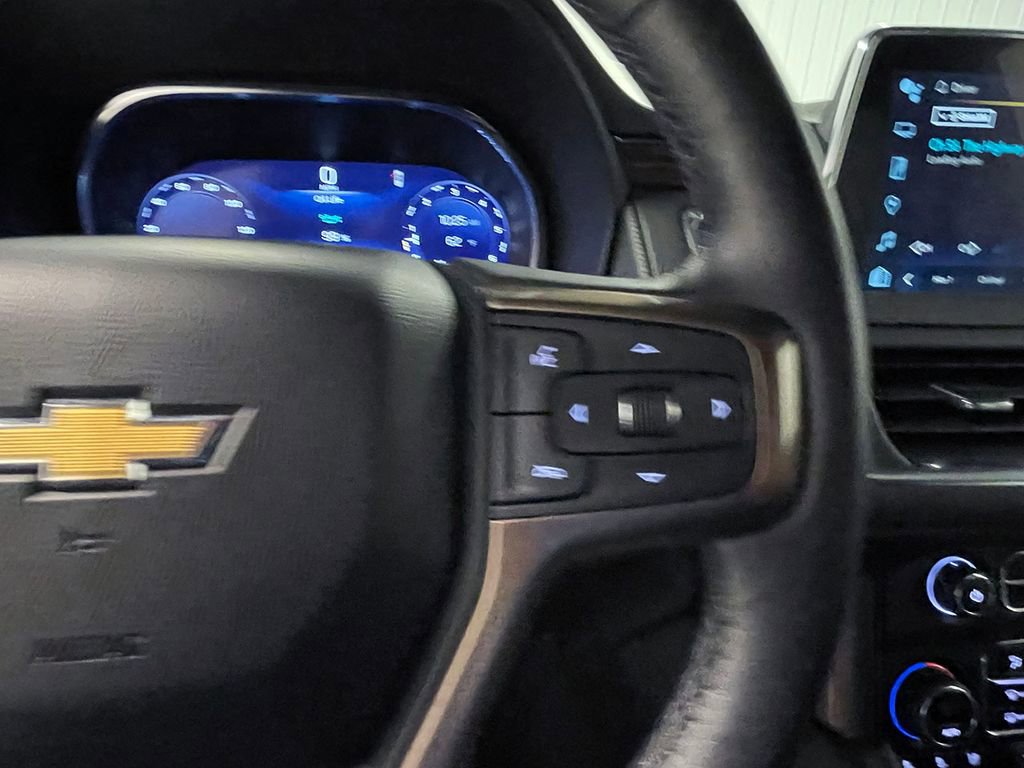 Used 2022 Chevrolet Suburban High Country AWD/4WD image 38