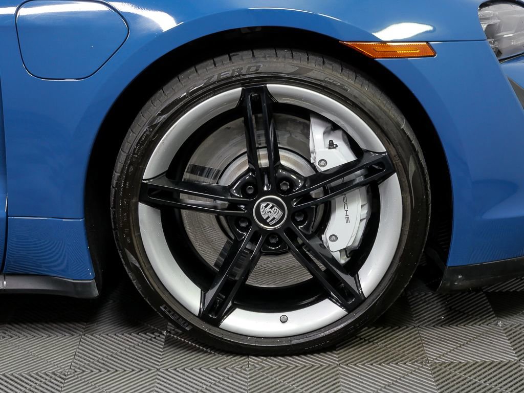Certified 2022 Porsche Taycan 4S AWD/4WD image 36