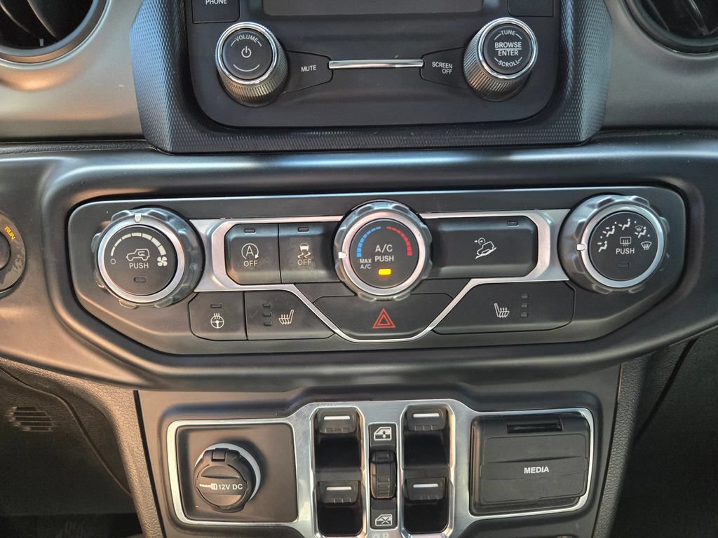 Used 2019 Jeep Wrangler Unlimited Sport S AWD/4WD image 23