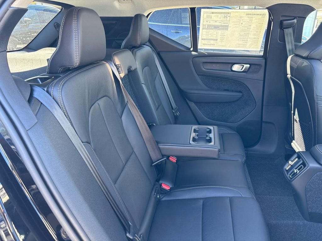 New 2026 Volvo XC40 B5 Ultra AWD/4WD image 17