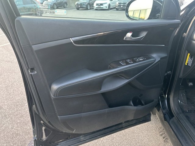 Used 2017 Kia Sorento LX image 10