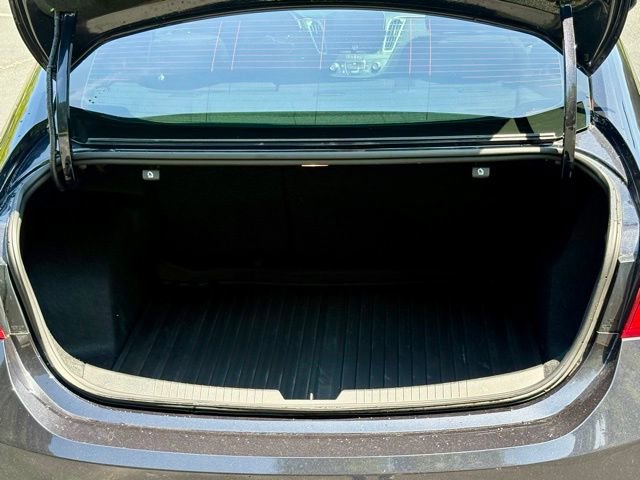 Used 2023 Chevrolet Malibu RS image 17