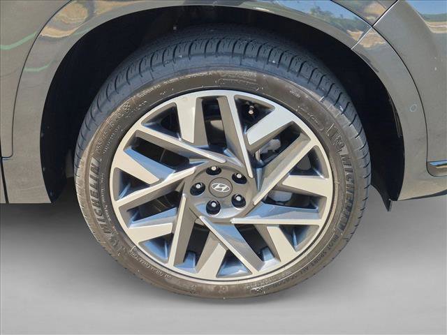 Used 2023 Hyundai Santa Fe Calligraphy AWD/4WD image 24