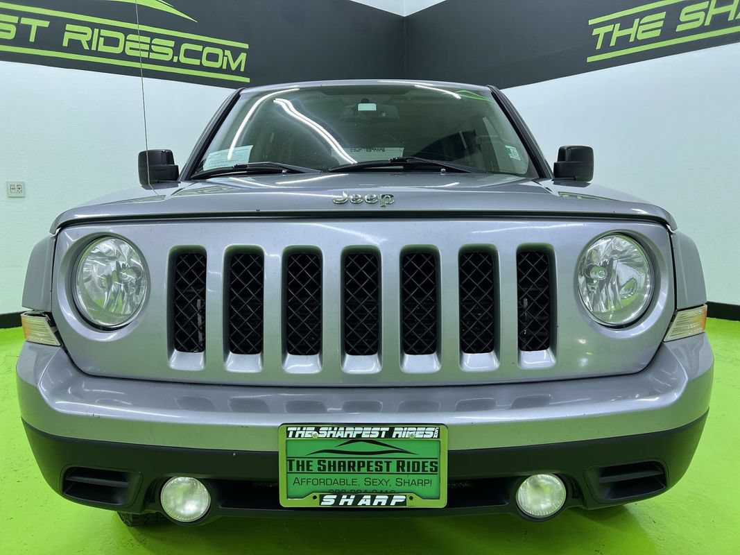 Used 2017 Jeep Patriot Latitude w/ Mopar Trailer Tow Group AWD/4WD image 3