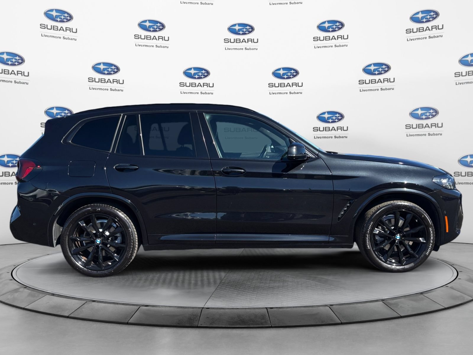Used 2023 BMW X3 xDrive30i w/ M Sport Package AWD/4WD image 6