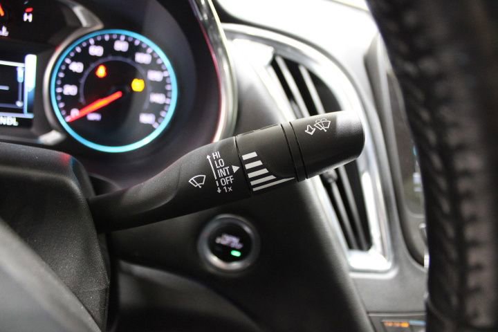 Used 2018 Chevrolet Malibu Premier w/ Premier Sun and Wheel Package image 41