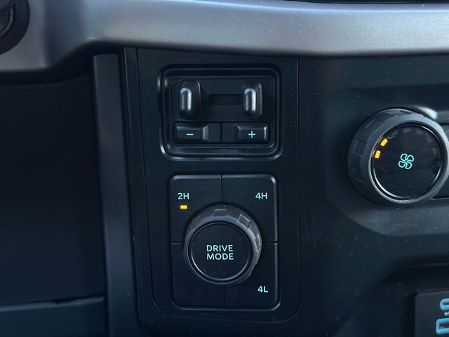 Used 2023 Ford F150 XLT w/ Trailer Tow Package image 13