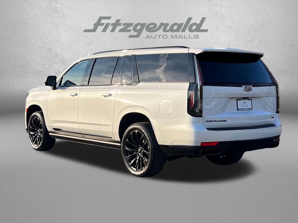 Certified 2024 Cadillac Escalade ESV Sport Platinum w/ LPO, ONYX Package AWD/4WD image 8